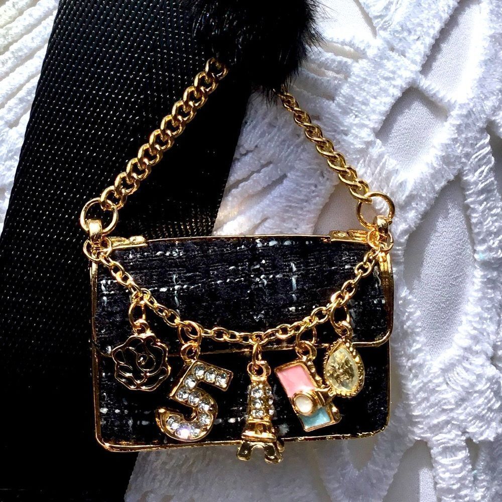 CAMELLIAโFLOWERโNUMBERโ5โKEYCHAINโKEYโCHARMโ14KโGOLDโPLATED